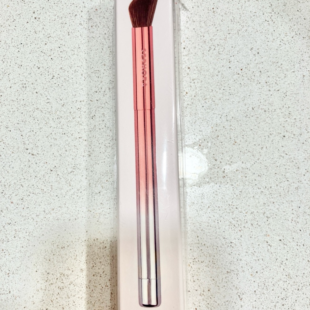 Sephora Pro Collection Beauty Magnet Concealer Brush Sealed NIB (1 Count)